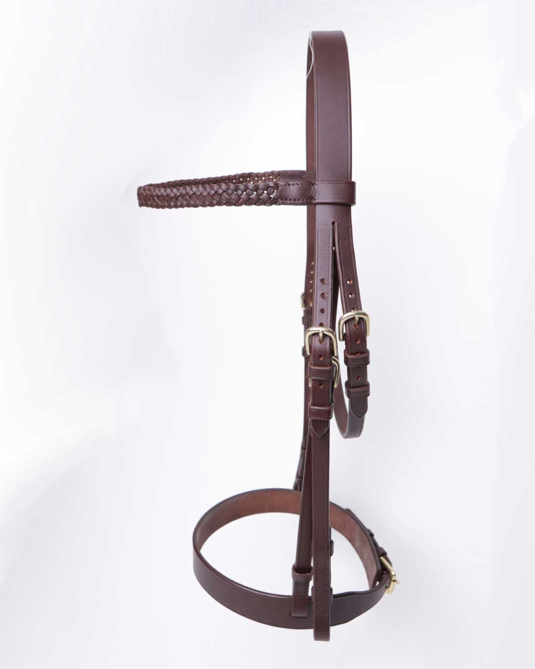 Leather hunt cavesson bridle including reins