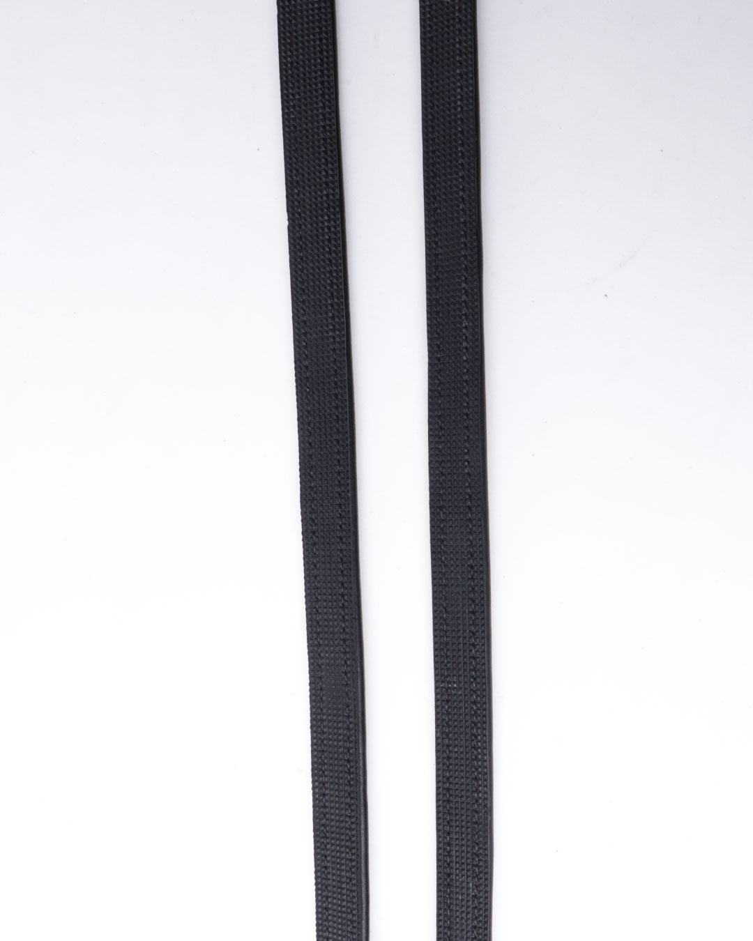 Leather reins with rubber grip